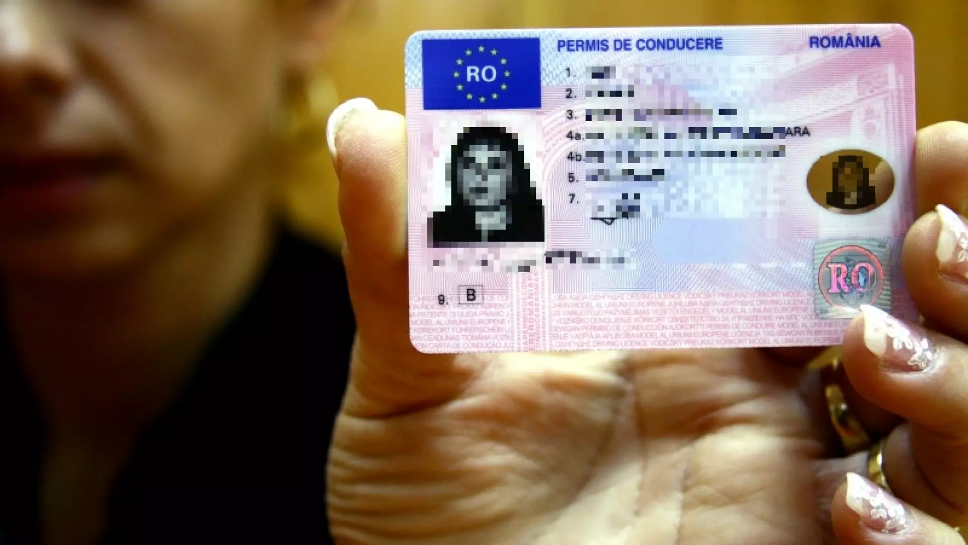Șoferii vor plăti mai mult pentru permisul auto și talon, din 15 septembrie. Noile tarife anunțate de DGPCI